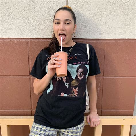 thekarleegrey|Instagram.